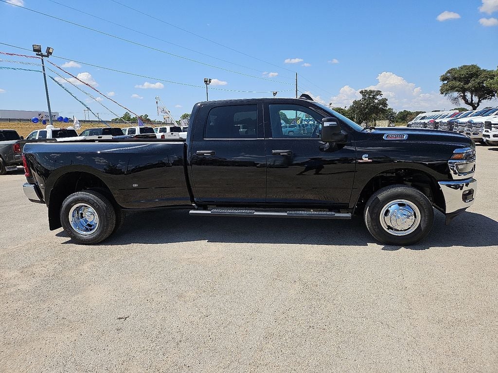 2027 RAM Ram 3500 RAM 3500 TRADESMAN CREW CAB 4X4 8' BOX