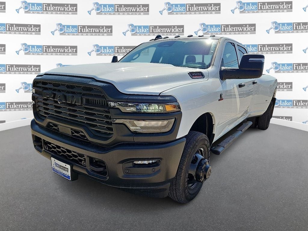 2027 RAM Ram 3500 RAM 3500 TRADESMAN CREW CAB 4X4 8' BOX