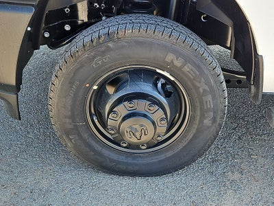 2027 RAM Ram 3500 RAM 3500 TRADESMAN CREW CAB 4X4 8' BOX