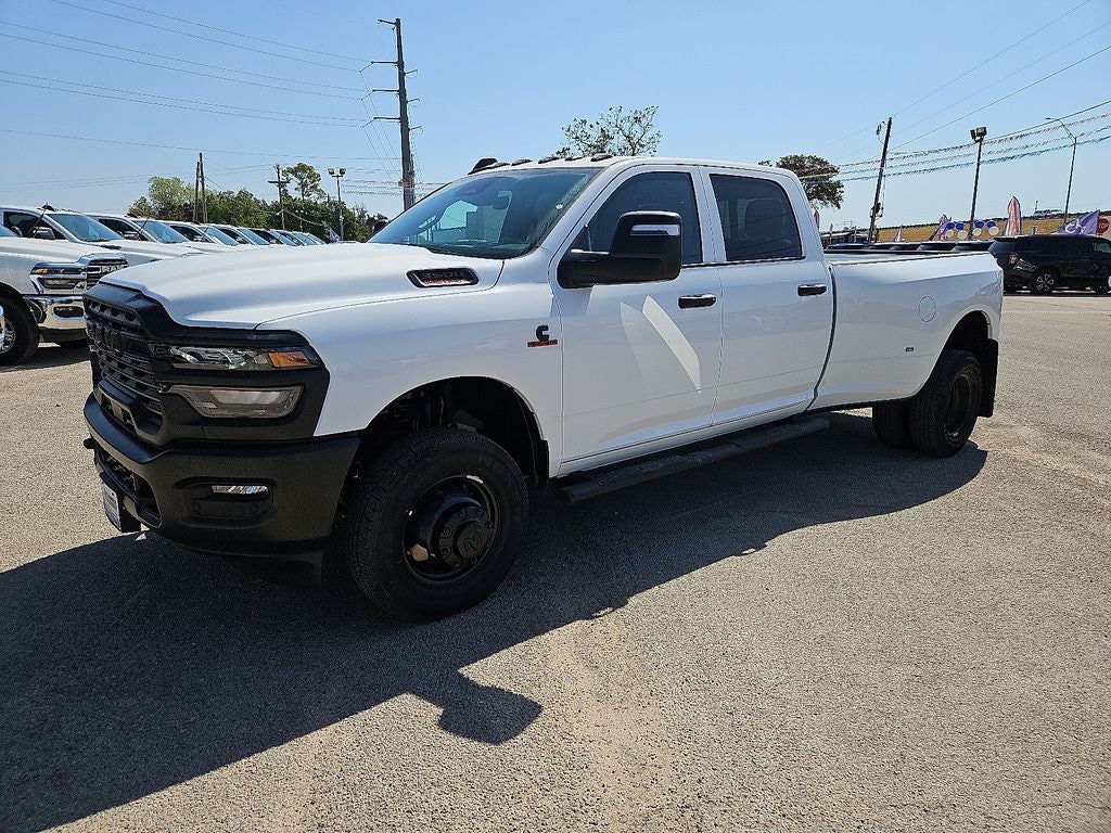 2027 RAM Ram 3500 RAM 3500 TRADESMAN CREW CAB 4X4 8' BOX