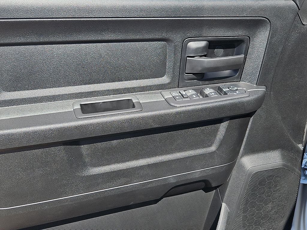 2027 RAM Ram 3500 RAM 3500 TRADESMAN CREW CAB 4X4 8' BOX