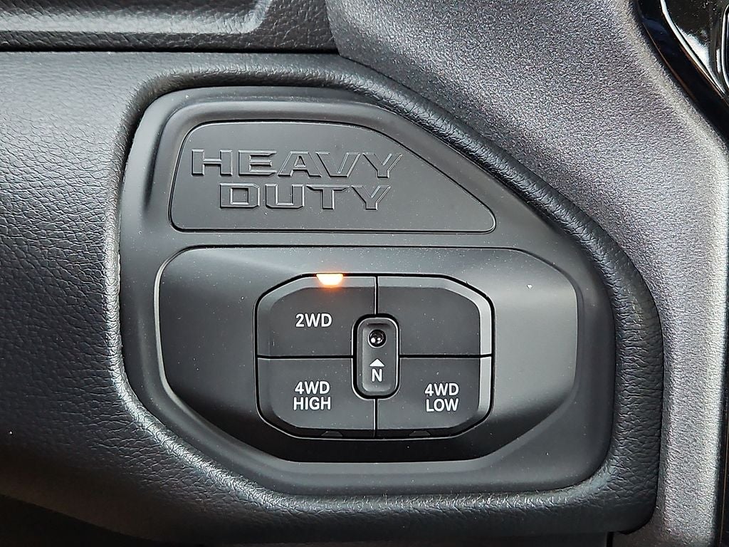 2027 RAM Ram 3500 RAM 3500 TRADESMAN CREW CAB 4X4 8' BOX