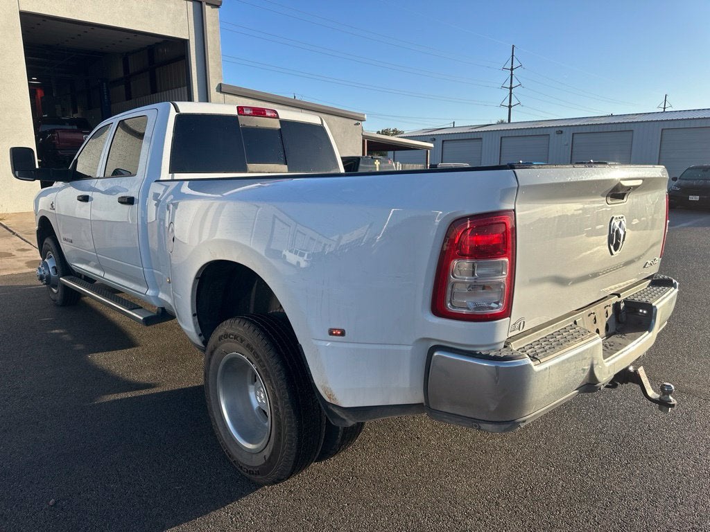 2022 RAM 3500 Tradesman Crew Cab 4x4 8' Box
