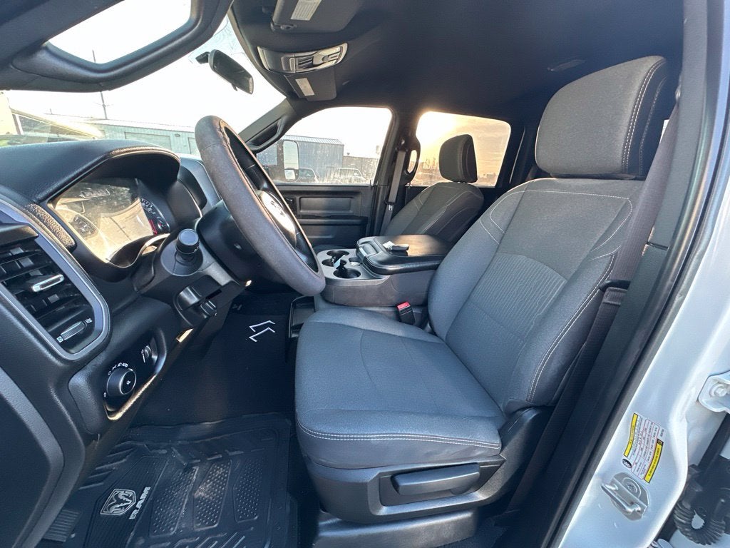 2022 RAM 3500 Tradesman Crew Cab 4x4 8' Box