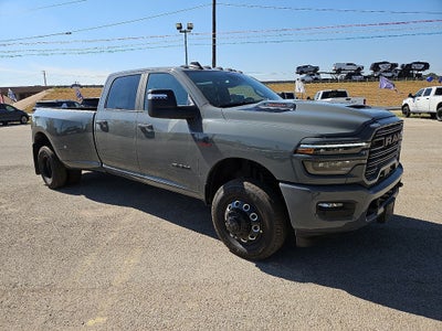 2027 RAM Ram 3500 RAM 3500 LARAMIE CREW CAB 4X4 8' BOX
