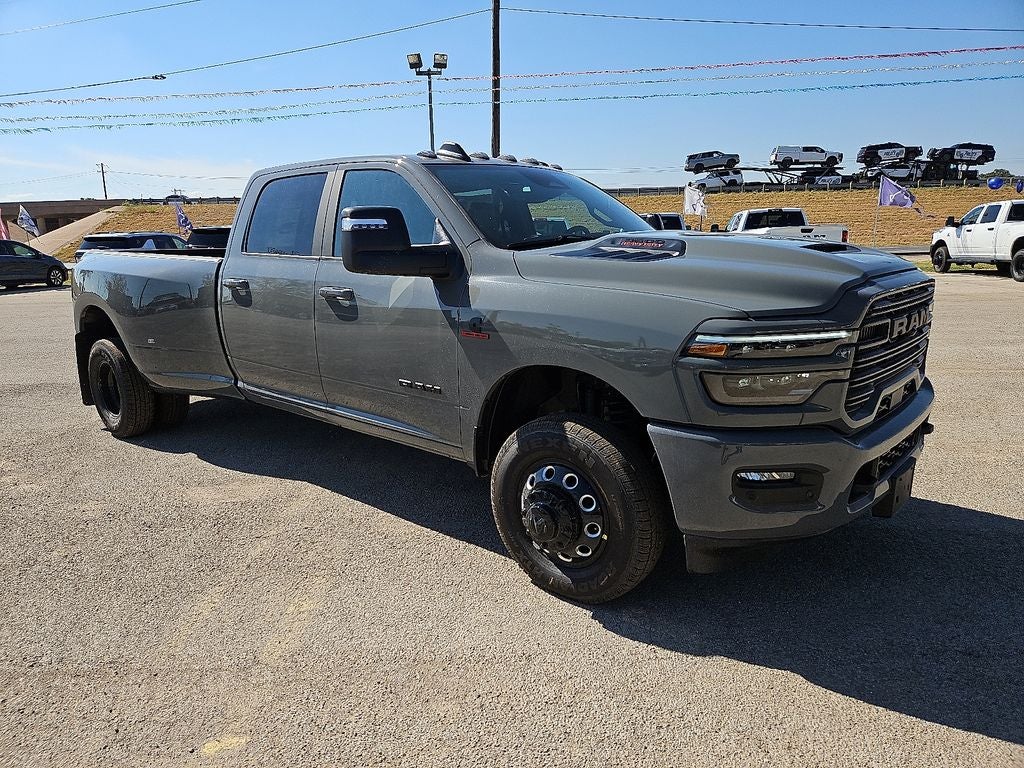 2027 RAM Ram 3500 RAM 3500 LARAMIE CREW CAB 4X4 8' BOX