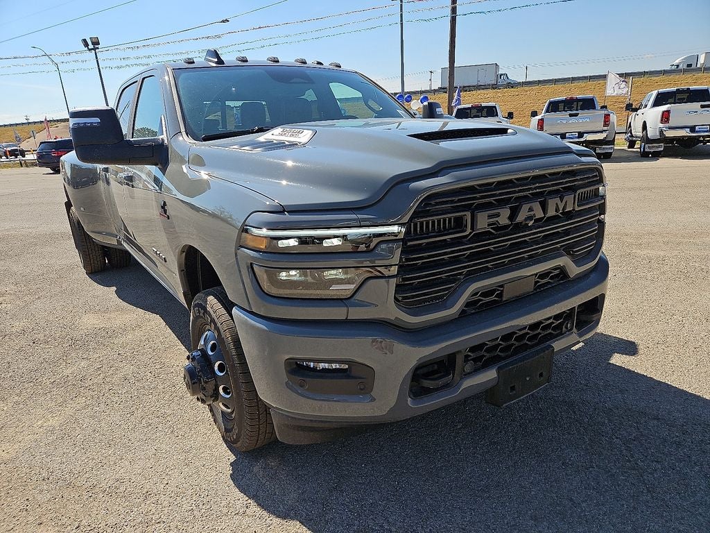 2027 RAM Ram 3500 RAM 3500 LARAMIE CREW CAB 4X4 8' BOX