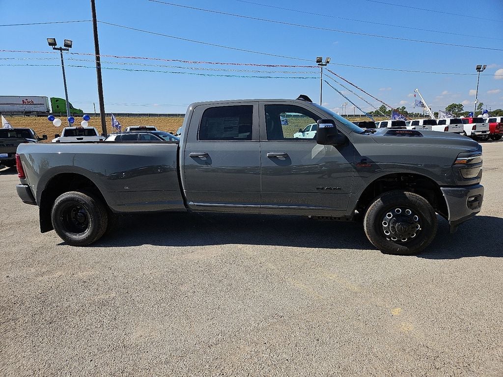 2027 RAM Ram 3500 RAM 3500 LARAMIE CREW CAB 4X4 8' BOX