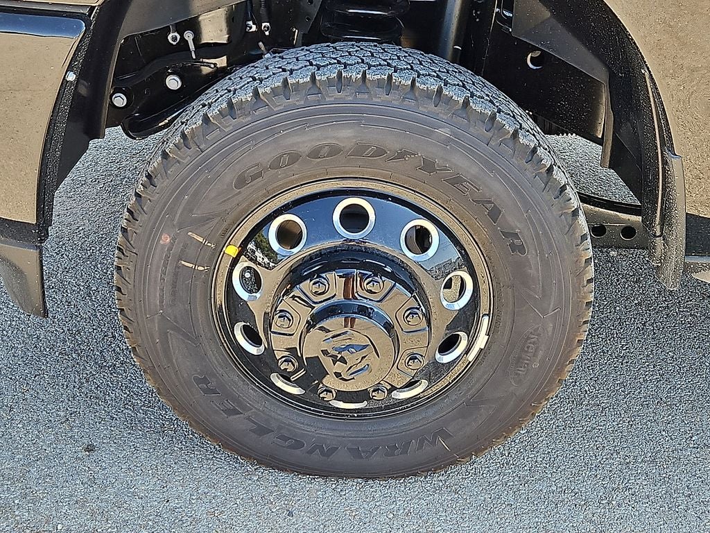 2027 RAM Ram 3500 RAM 3500 LARAMIE CREW CAB 4X4 8' BOX
