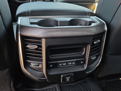 2027 RAM Ram 3500 RAM 3500 LARAMIE CREW CAB 4X4 8' BOX