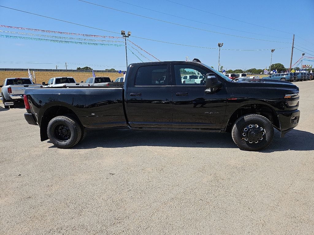 2027 RAM Ram 3500 RAM 3500 LARAMIE CREW CAB 4X4 8' BOX