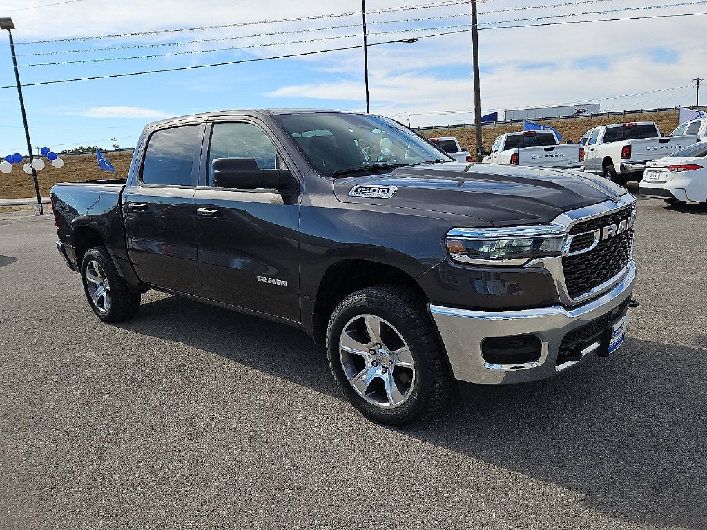 2026 RAM 1500 RAM 1500 TRADESMAN CREW CAB 4X4 5'7' BOX
