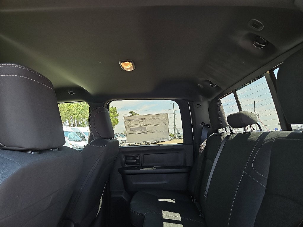2027 RAM Ram 2500 RAM 2500 TRADESMAN CREW CAB 4X4 6'4' BOX
