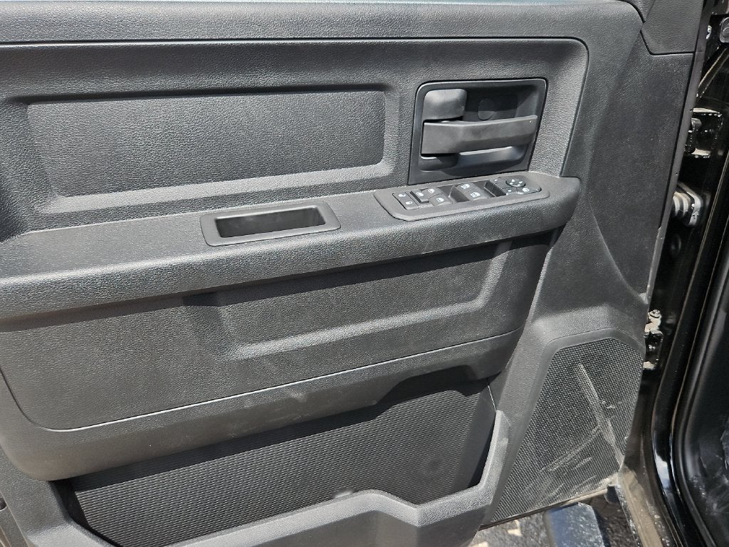 2027 RAM Ram 2500 RAM 2500 TRADESMAN CREW CAB 4X4 6'4' BOX