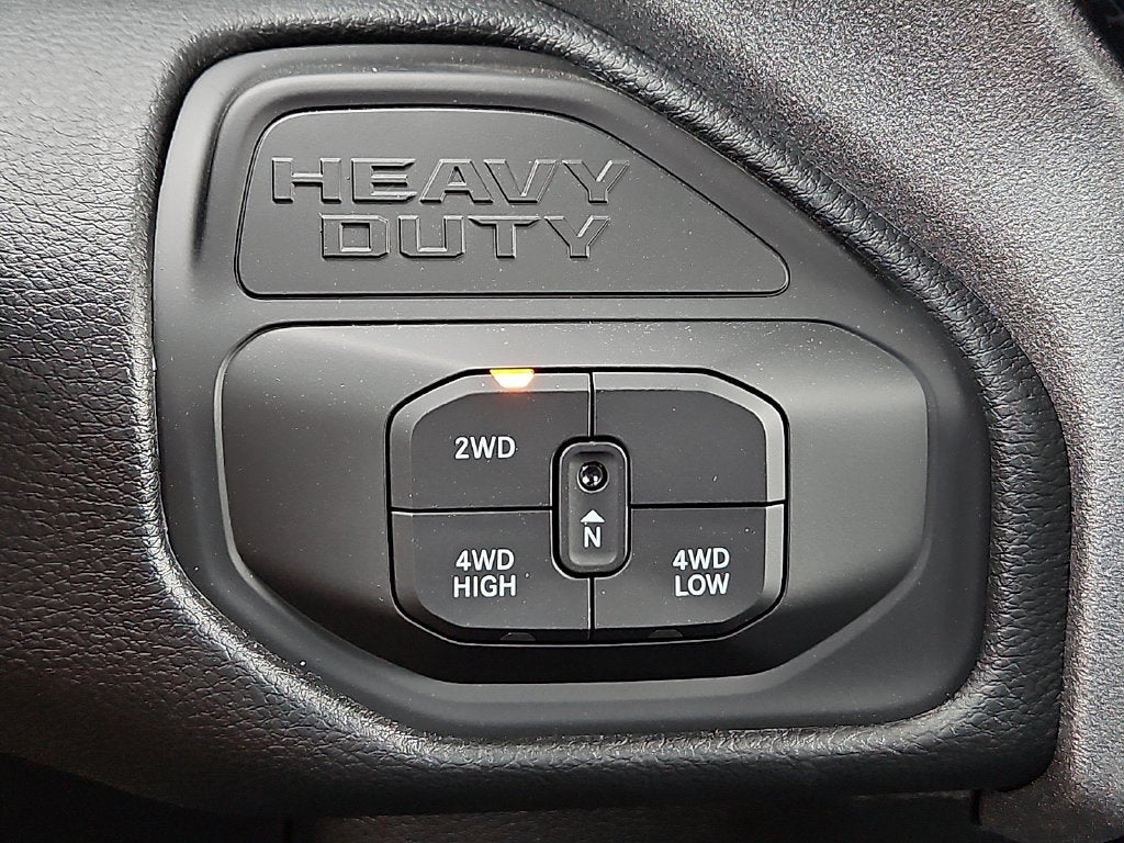 2027 RAM Ram 2500 RAM 2500 TRADESMAN CREW CAB 4X4 6'4' BOX