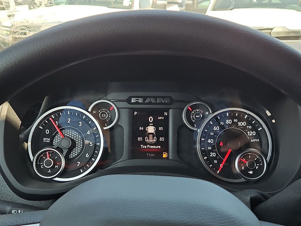 2027 RAM Ram 2500 RAM 2500 TRADESMAN CREW CAB 4X4 6'4' BOX