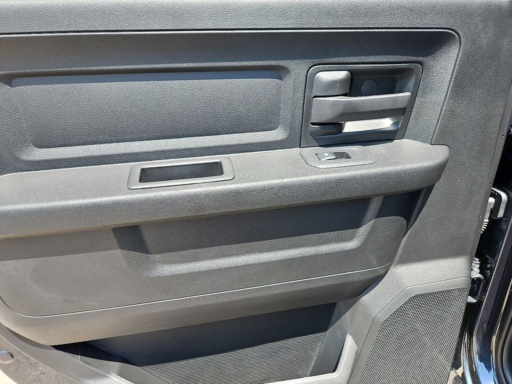 2027 RAM 2500 Black Express