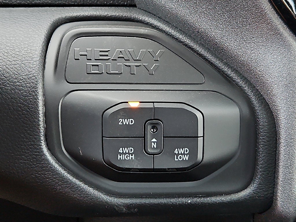 2027 RAM Ram 2500 RAM 2500 TRADESMAN CREW CAB 4X4 8' BOX
