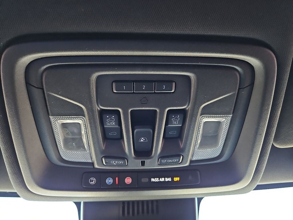 2023 Chevrolet Silverado 1500 4WD Crew Cab Short Bed High Country