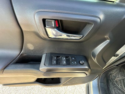 2022 Toyota Tacoma TRD Off-Road V6