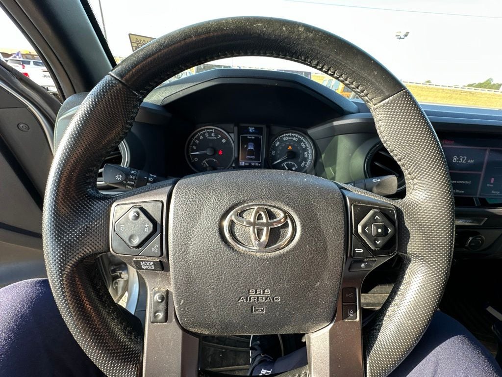 2022 Toyota Tacoma TRD Off-Road V6