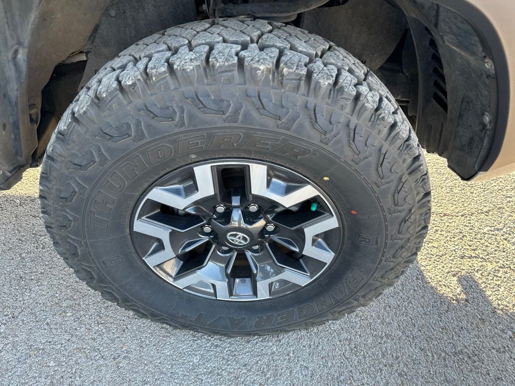2022 Toyota Tacoma TRD Off-Road V6