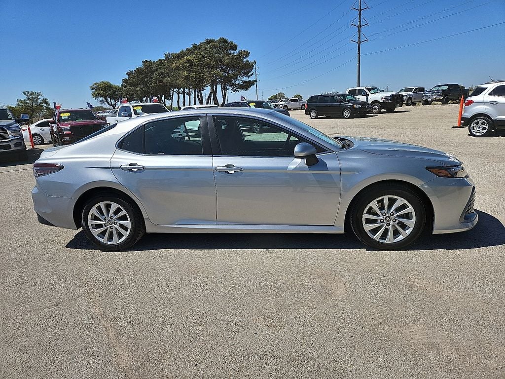 2022 Toyota Camry LE