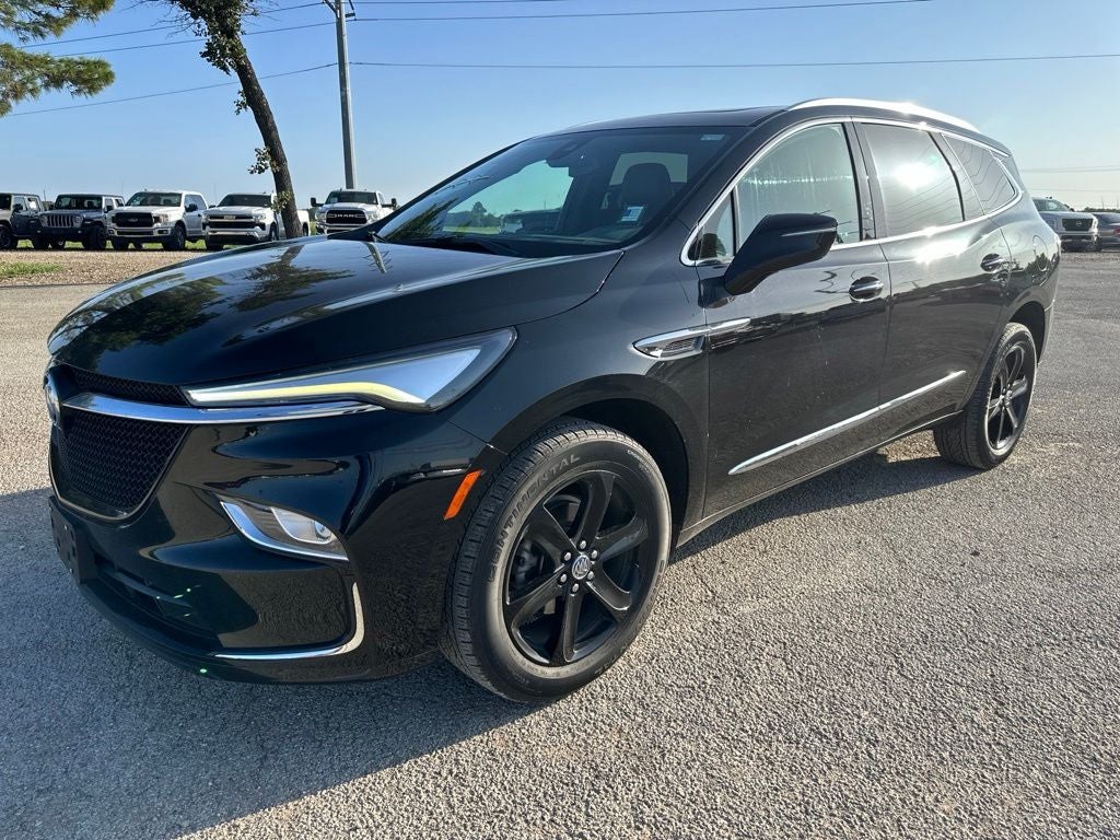 2023 Buick Enclave Essence