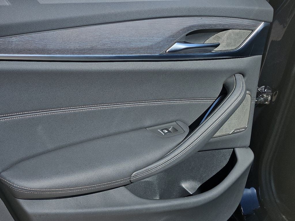 2023 BMW 5 Series 530i